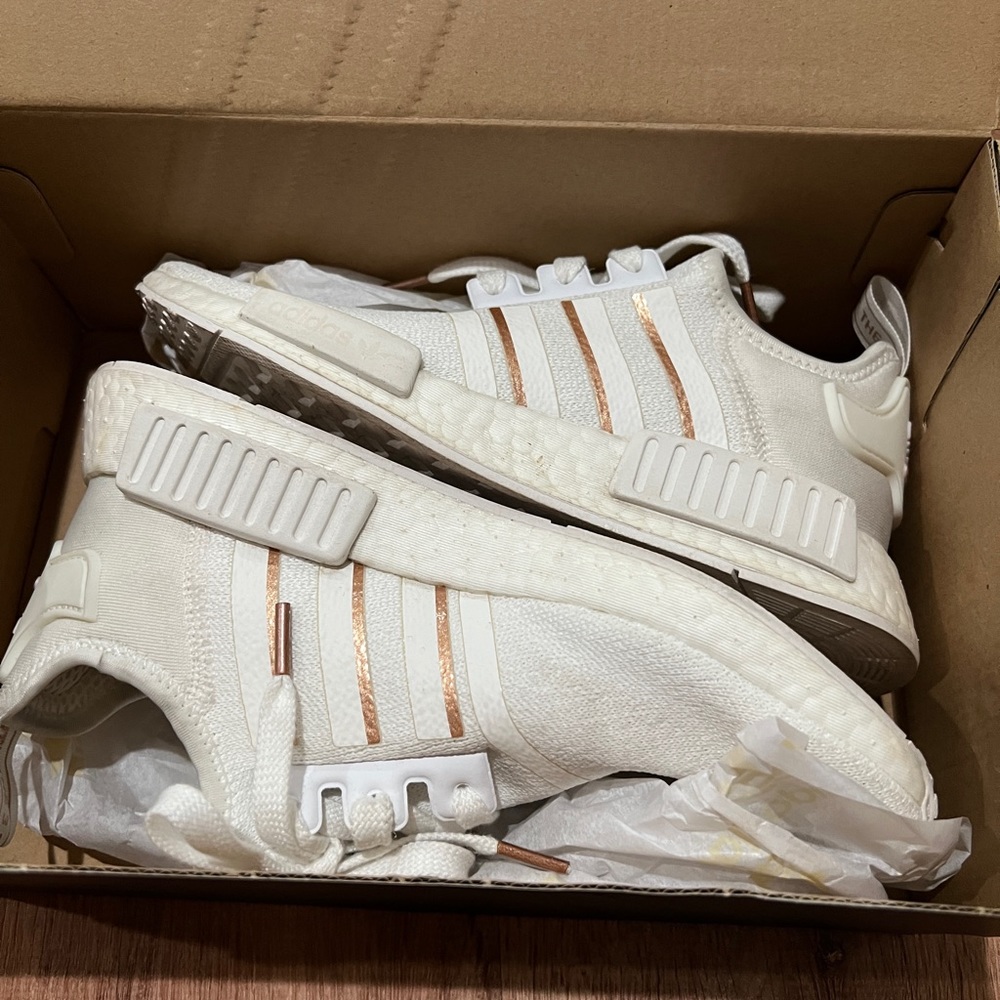 Addidas NMD’s in great condition (size 7.5)